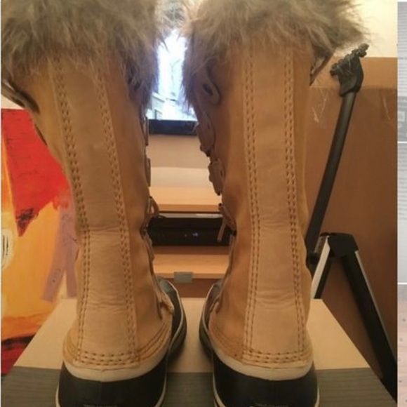 Sorel Joan of Arctic Fur Lining Winter Snow Duck Boot in Beige 1555381373 - Picture 2 of 11